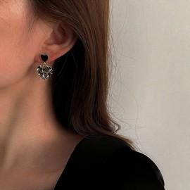 Aneneiceera Crystal Heart Drop Earrings Black Rhinestone Love Heart Earrings Full Diamond Short Drop Earrings Wedding Bling Heart Dangle Earrings Heart Crystal Prom Earrings for Women