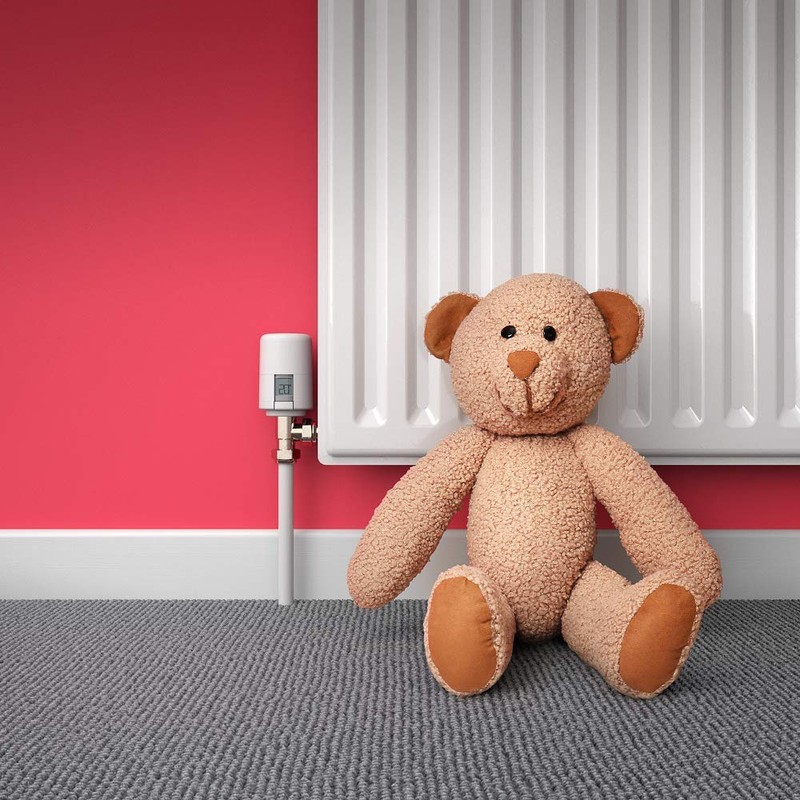 Hive Smart Heating Thermostatic Radiator Valve (TRV) with Smartphone Compatibility,