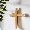 Kaltner Präsente Geschenkidee - Wandkreuz Echtes Holz Buche und Ahorn