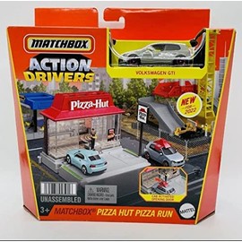 Matchbox - Auto Drivers - Pizza Hut Pizza Run Set - Incluye coche Volkswagen GTI - Se envía envuelto en burbujas en una caja
