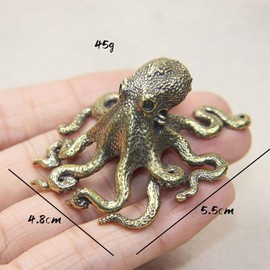 TEAMWILL Brass Octopus Sculpture Wild Sea Life Figurine Housewarming Gift Decoration