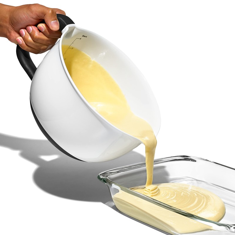 OXO Good Grips 4Qt Batter Mixing Bow with Lid, White