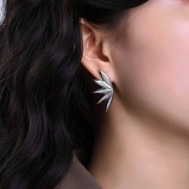 Cimenexe Bohemian Lotus Flower Stud Earrings Gold Lotus Flower Earrings Metal Half Lotus Flower Earrings Minimalist Flower Earrings Jewellery for Women and Girls Gifts, Zinc, No Gemstone