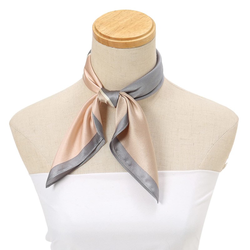 Riiqiichy Women's Scarf, 20.9 x 20.9 in (53 x 53