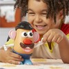 Hasbro Playskool - Classic Mr Potato Head - 13 Accessories