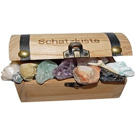 Schatzkiste gefüllt mit 15 ausgesuchten Mineralien Versteinerungen ideal für jeden Schatzsucher ob klein oder groß.(4087