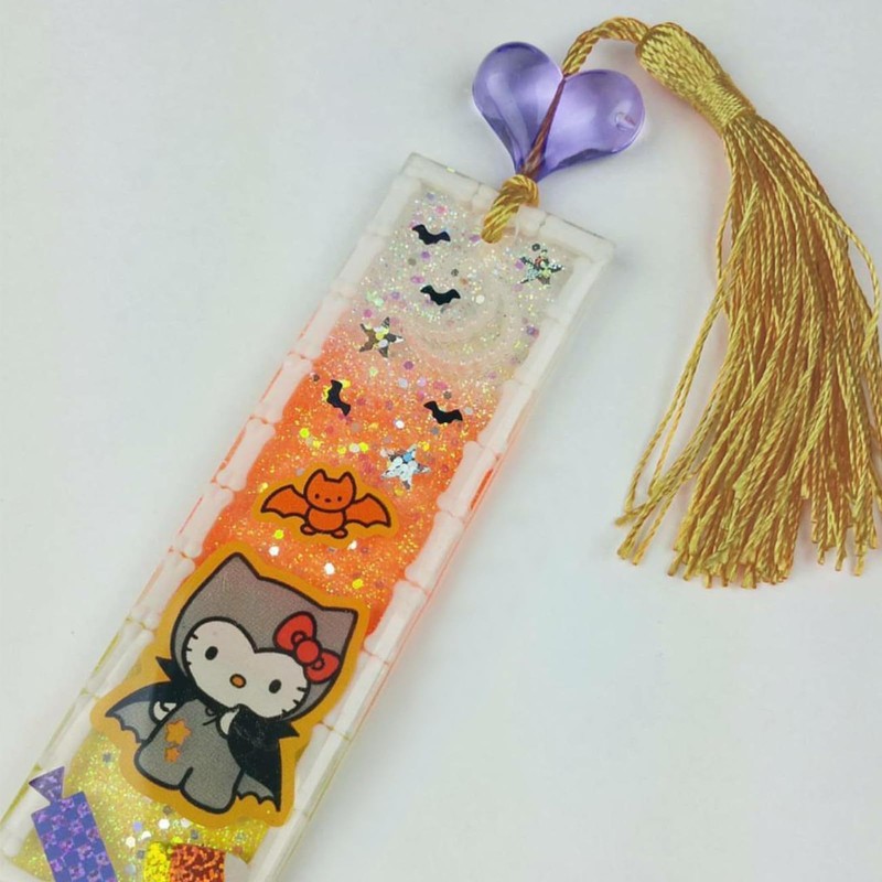 Creatrill 100 Pcs Gold Mini Tassels 13cm/5 Inch with Loops