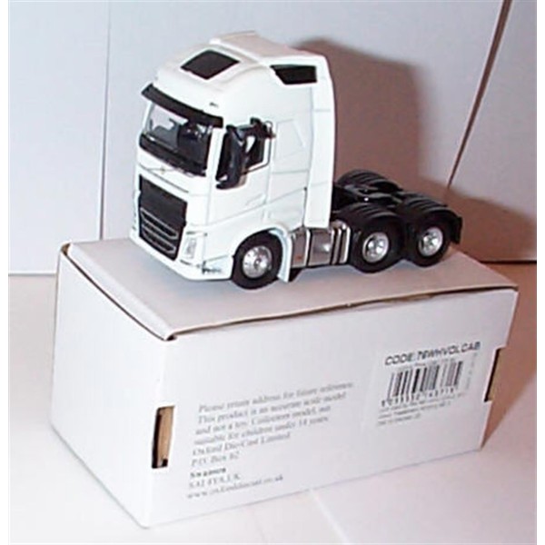 oxford haulage V0LV0 FH4 Tractor Unit White vehicle 1:76 scale