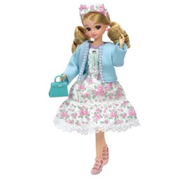 Takara Tomy Licca-chan Dress LW-18 Romantic Dolly Dress Up Pretend Play Toy For Ages 3 and Up