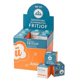 Schlürf Black Tea "Fritjof" No. 1, Sip Organic Darjeeling Black Tea, Display with 27 Pyramid Tea Bags Individually Packed in Cubes, 67.5 g (27 x 2.5 g)