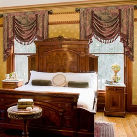 Loom and Mill Jacquard Waterfall Valance for Living Room Bedroom, Luxury Traditional Swag Curtains with Tassels, Damask Swag Window Valances for Banquet Party Holiday Decor, Rod Pocket (39" W)