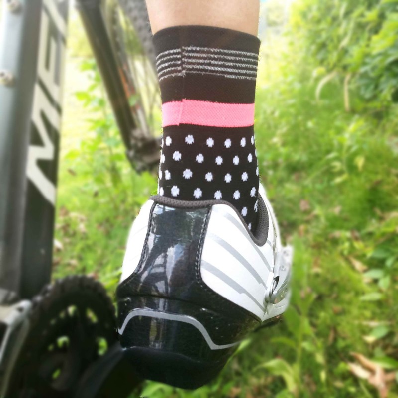Morethan MT-DVA-001 Cycling Socks (One Size) Multi-Purpose Socks (Cycling/Running/Camping), Black