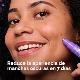 Hero Cosmetics Sérum Corrector de Manchas Oscuras con 15% de Vitamina C y Ácido Hialurónico. Mejora la Apariencia de las Marcas Posteriores a Imperfec