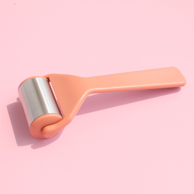 Ice Roller Massager Stainless Steel Portable Face Eye Massage Beauty