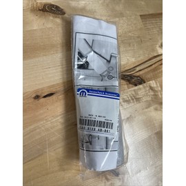 Mopar OEM CHRYSLER 17-18 Pacifica Rear Seat Belts-Buckle End Right 5LA591X9AB New