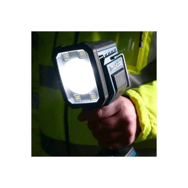 Makita DML812 18V LXT® Lithium-Ion Cordless L.E.D. Flashlight/Spotlight, Light Only