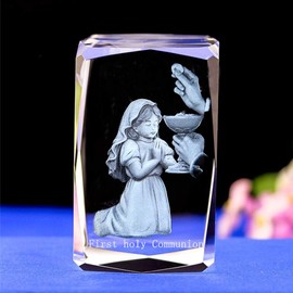 Duosuny 3D Laser Crystal First Communion Gifts for Girls, 3D Engraving Crystal Praying Girl Figurine First 1st Communion Veil Decoration, Baptism Gifts for Girls Catholic