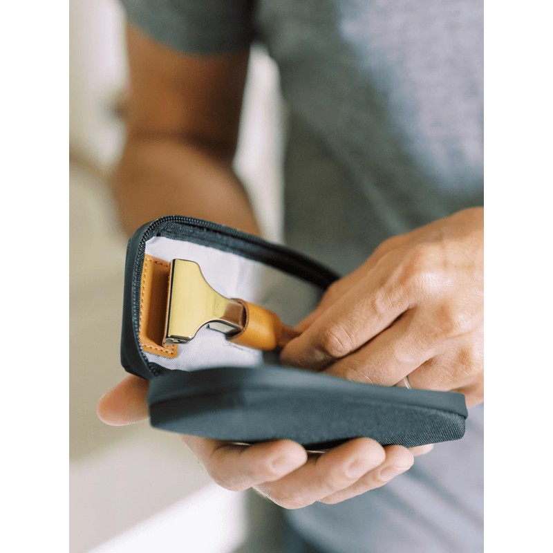 Supply The Razor Travel Case - Black