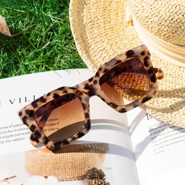 Bifocal Reading Sunglasses for Women Spring Hinge Outdoor Readers Glasses UV400 Protection, Milk White Tortoise, 2.5