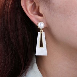 TseenYi Boho Acrylic Square Dangle Earrings Vintage Pearl Studs Earrings White Rectangle Dangle Earrings Long Square Drop Earrings Rectangle Geometric Drop Earrings