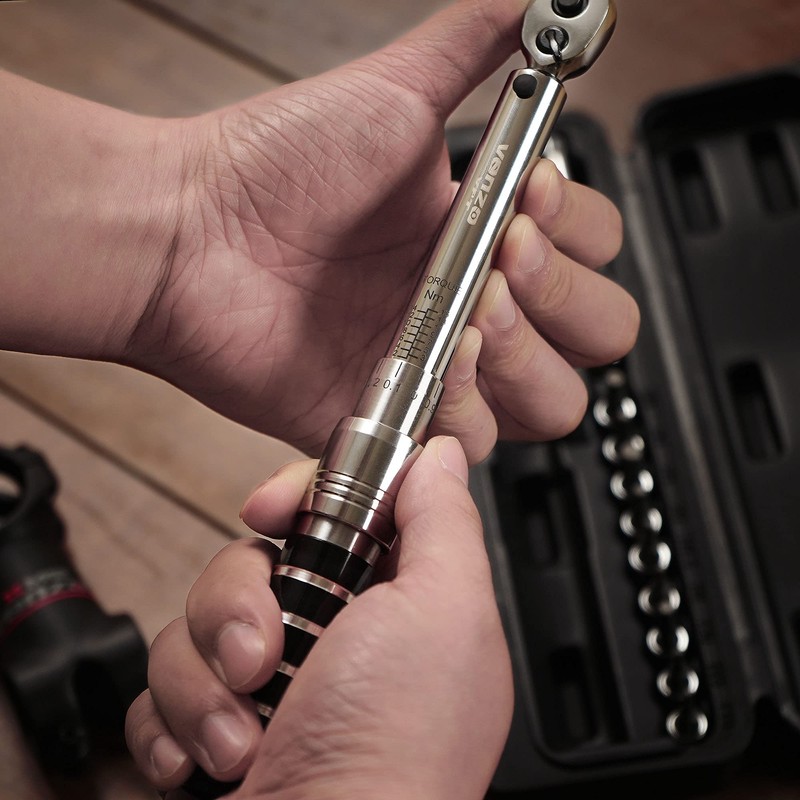 Venzo 1/4 Inch Driver Click Torque Wrench Set - 2