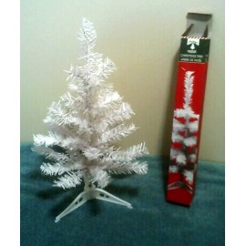 Christmas House  Nice 18 inch tall artificial Christmas tree w/stand NIB