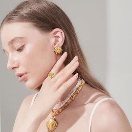 Seashell Stud Earrings For Women Gold Earrings Seashore Earrings Nautical Jewelry For Women Sea life Jewelry beach earrings summer jewelry (Gold)