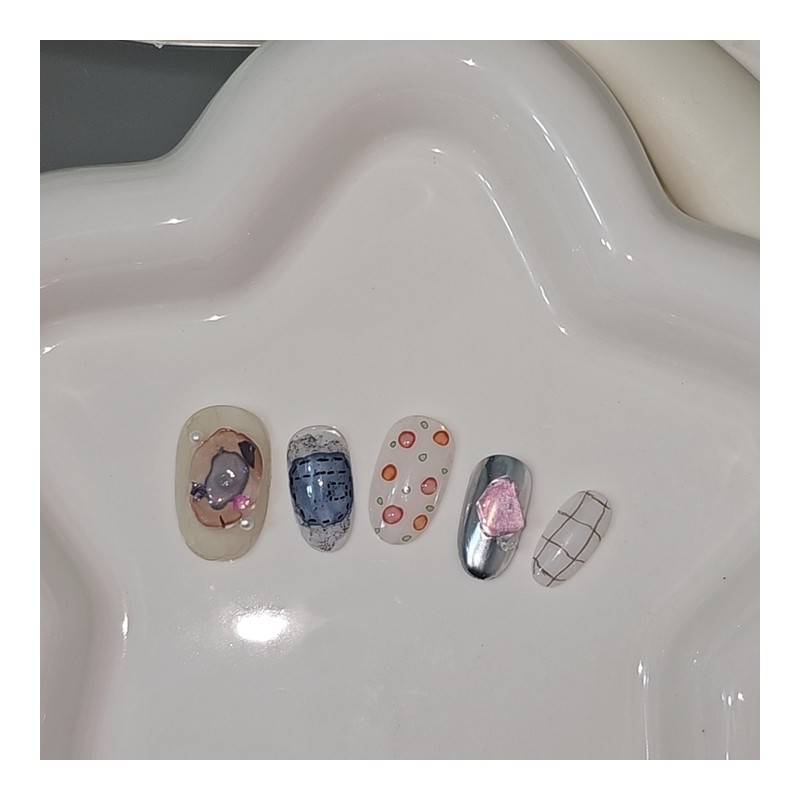Autumn mood [Handmade nail tips] Emily Nail - Medium Square