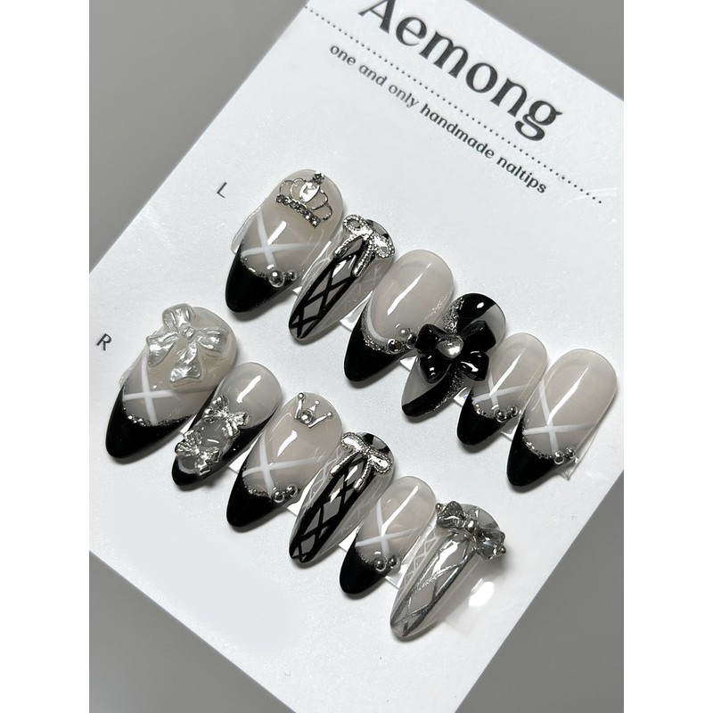Aemong: Black tiara ballet core - Almond flat fit /