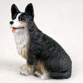 Conversation Concepts Welsh Corgi Cardigan Miniature Dog Figurine