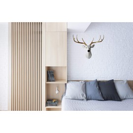 YJ Home Larger Faux Deer Head - Rustic Wall Decor Deer Antlers,Faux Taxidermy Animal Head Wall Decor - Handmade Farmhouse Decor (White haed gold antlers, 27.5''Wx20''H)