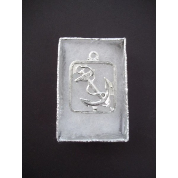 BBT Beautiful Anchor Pendant in Gift Box or Choice of