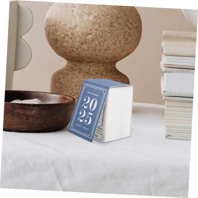 Operitacx 2pcs Mini Desk Calendar Daily Desktop Calendar 2025 Tear