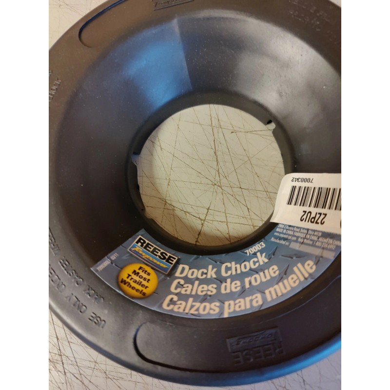 REESE DOCK CHOCK 2ZPU2 70003 FITS MOST TRAILER WHEELS SET