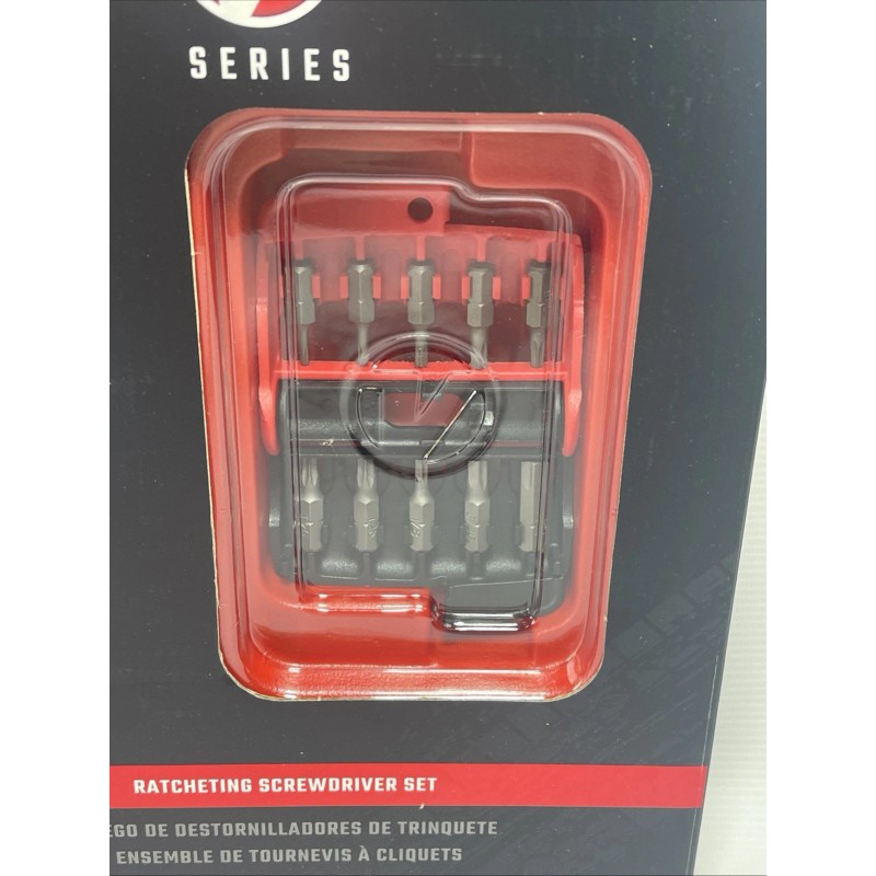 CRAFTSMAN V-SERIES Ratcheting Screwdriver Set CMHT68143V w/ multi bits 18