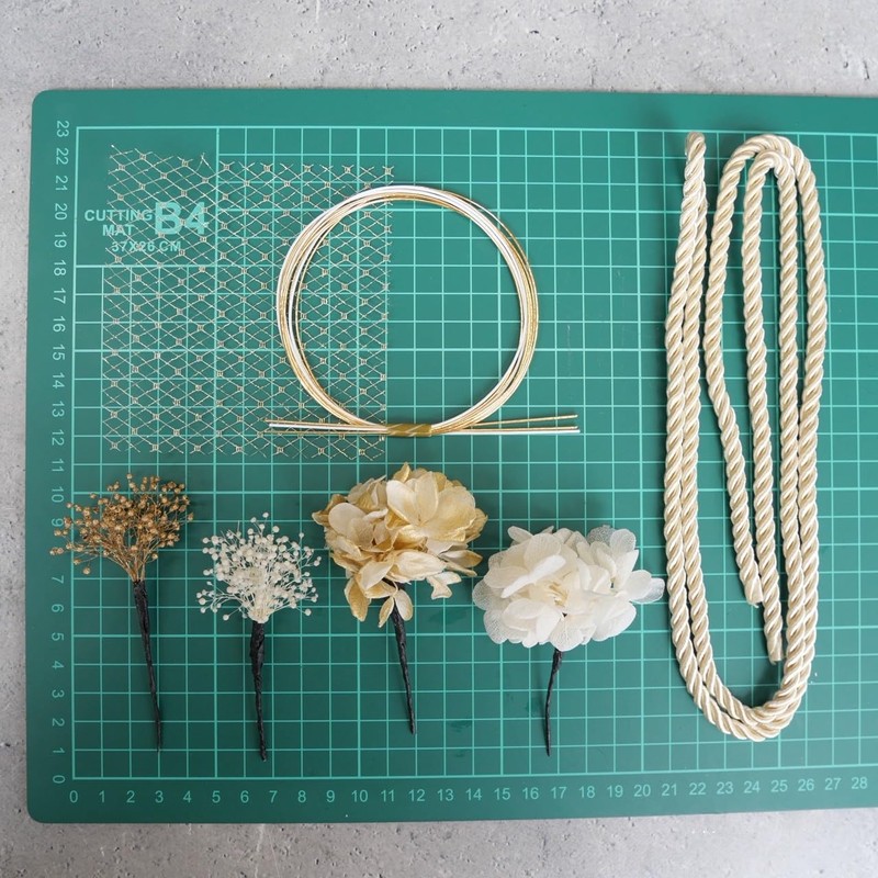Lomeri Hair Ornament with Rope Arrangement and Dried Flowers, Available