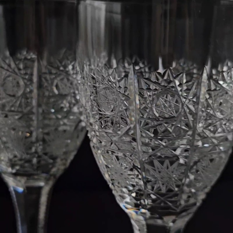 Bohemian Czech 4½ oz (130 ml) Crystal Wine Glass Hand