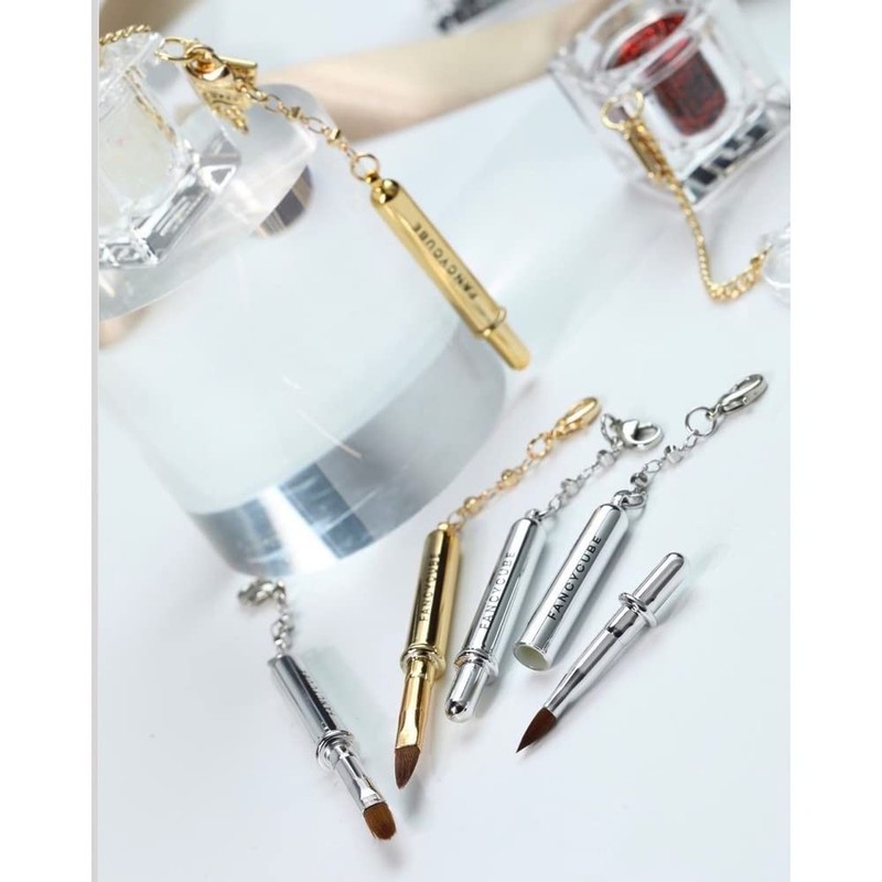 [Fancy Cube] Lip/Eyeliner Brush (Package / Accessory Chain Attached) (Gold)