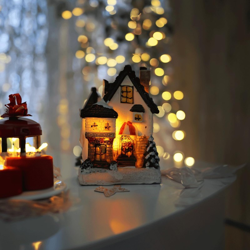 hausleben Christmas Town Christmas Village with Lighting 4 Pieces