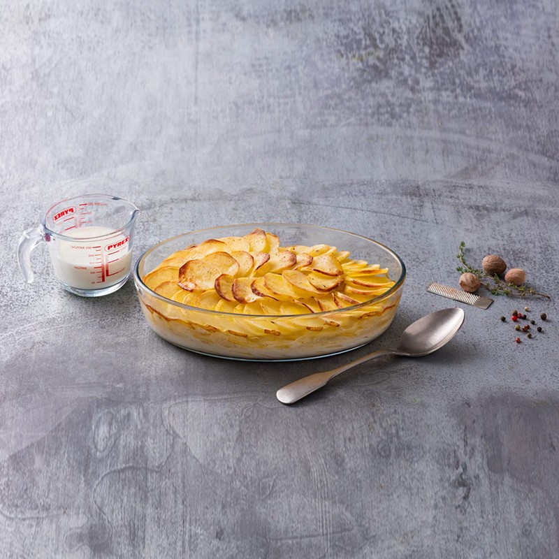 Synergy Trading Pyrex Bakeware Oval Roaster Dish 1.6L