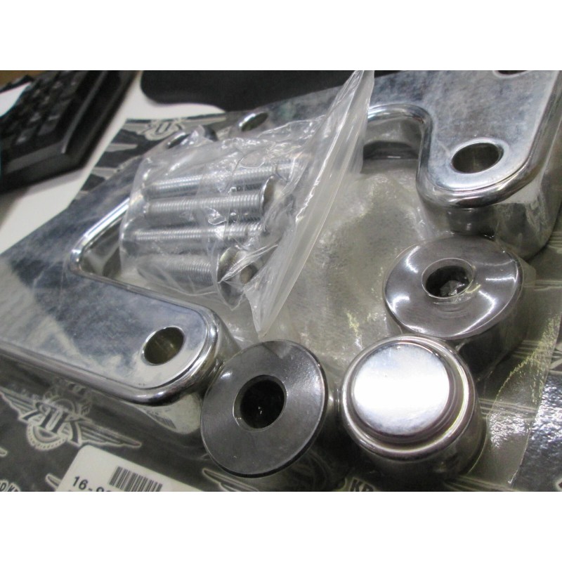 ROADKROME - KAWASAKI VULCAN VN2000 / FLOORBOARD TO FOOTPEG CONVERSION