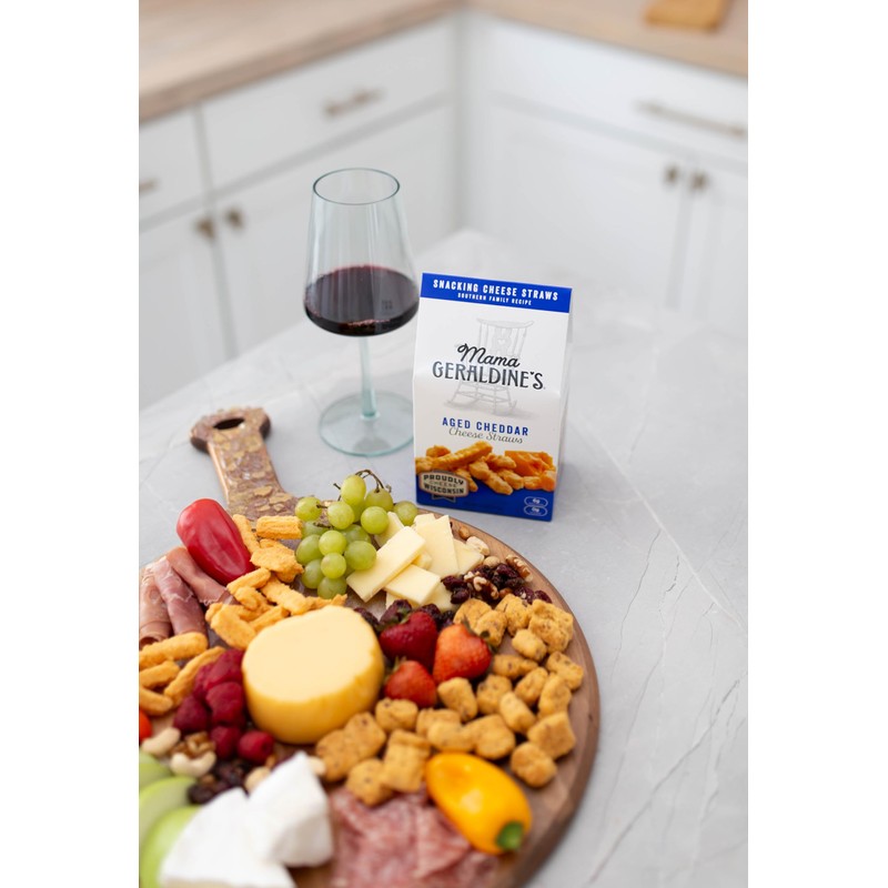 Mama Geraldine's - Aged Cheddar Cheese Straws - 4.5 Ounce,