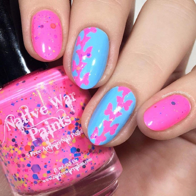 Whats Up Nails - Butterfly Chain Vinyl Stencils for Nail