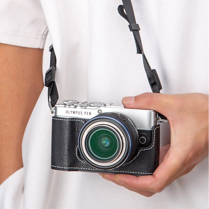 DBZZ E-P7用本革ハーフケース, メタル底板付き OLYMPUS PEN用 ブラック