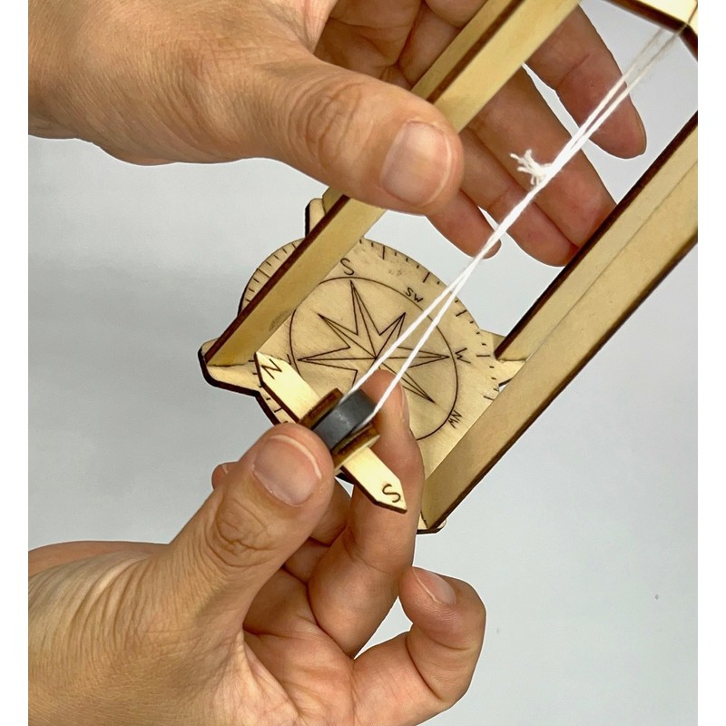 Komoboshi Kyuku Co., Ltd. Compass Magnetic Needle Free Study Summer