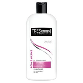 TRESemmé 24 Hour Body Conditioner, 900ml