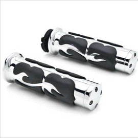 Motorcycle accessories modified Harley Prince handlebar cover. Motorcycle grip 1 inch universal chrome-plated handlebar, non-slip rubber design suitable for Honda Yamaha Suzuki Kawasaki Harley