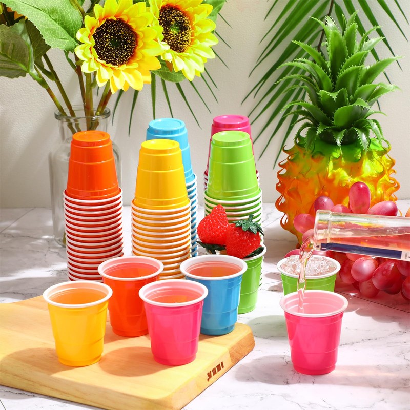 Roshtia 100 Pack 2 oz Christmas Plastic Shot Cups, Mini