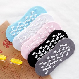 Unisex Anti-Slip Yoga and Floor Socks with Distributed Sole Grip Size/Black 20ea