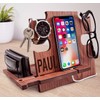 Docking Station Holz personalisiert – Männer Geschenk zum Geburtstag –